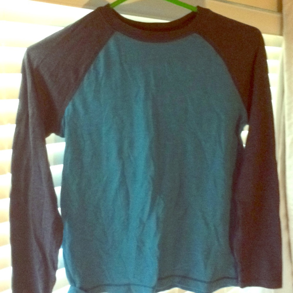 Long sleeve shirt